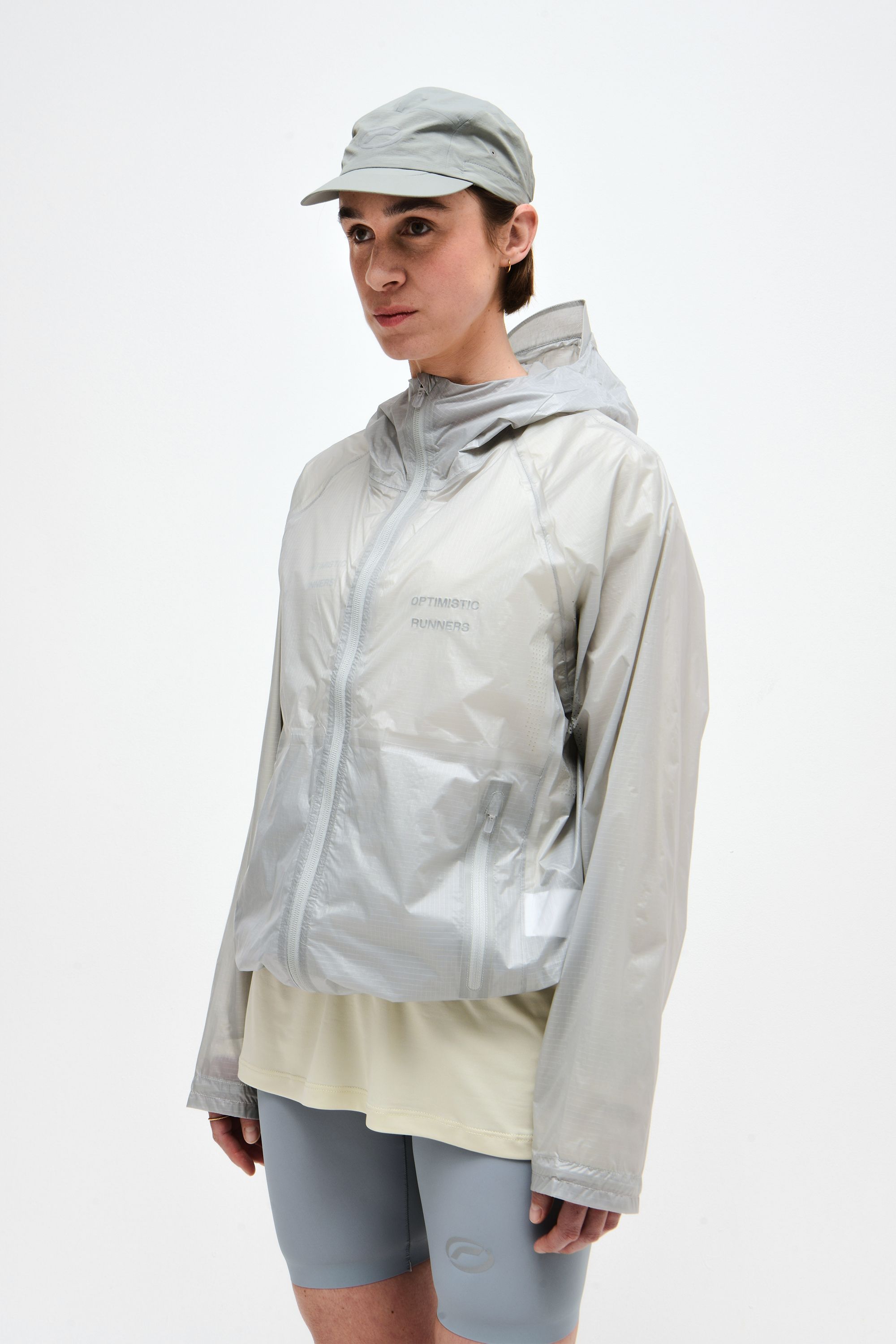 Performance packable jacket grey