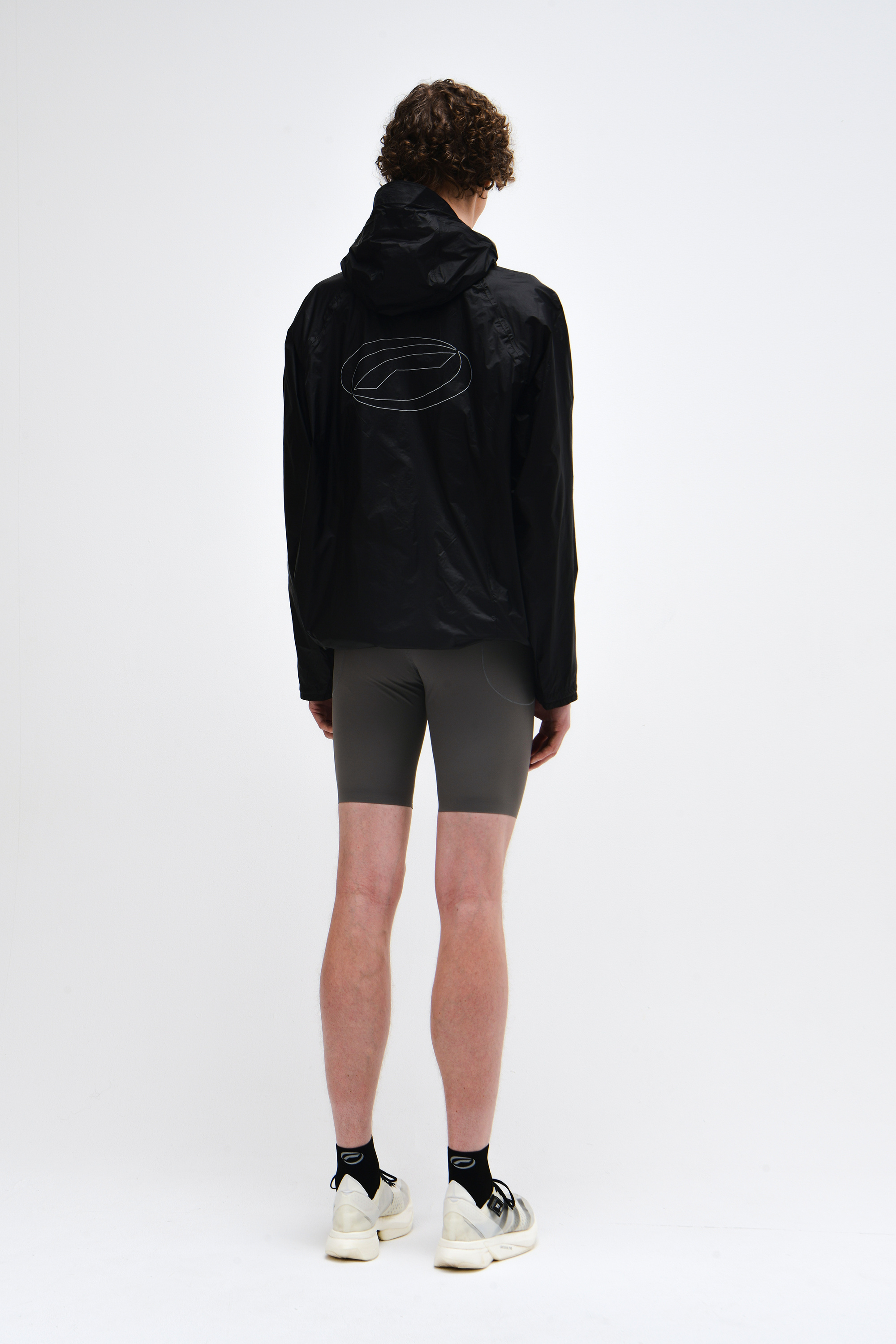 Performance packable jacket black