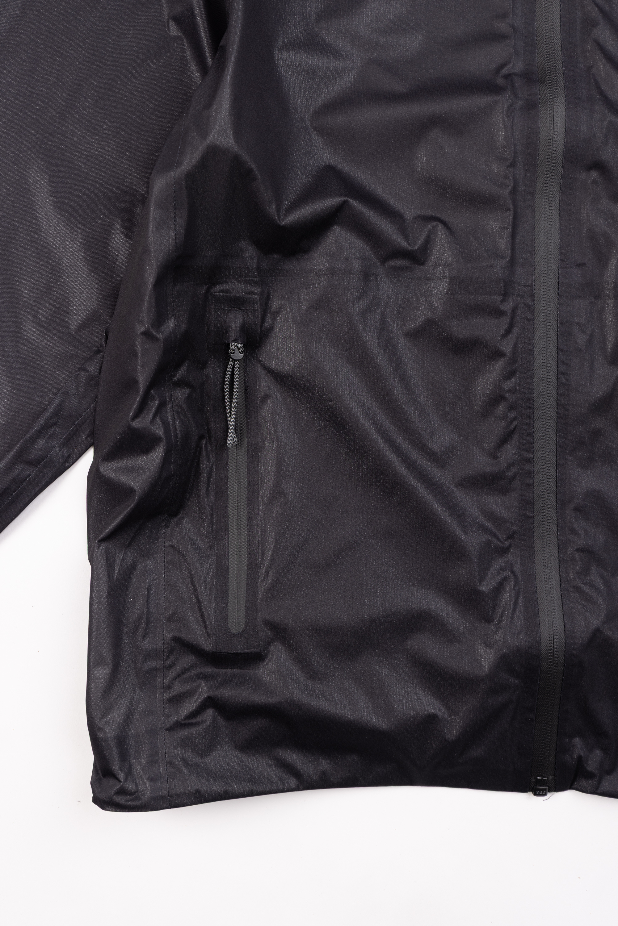 Packable membrane jacket black